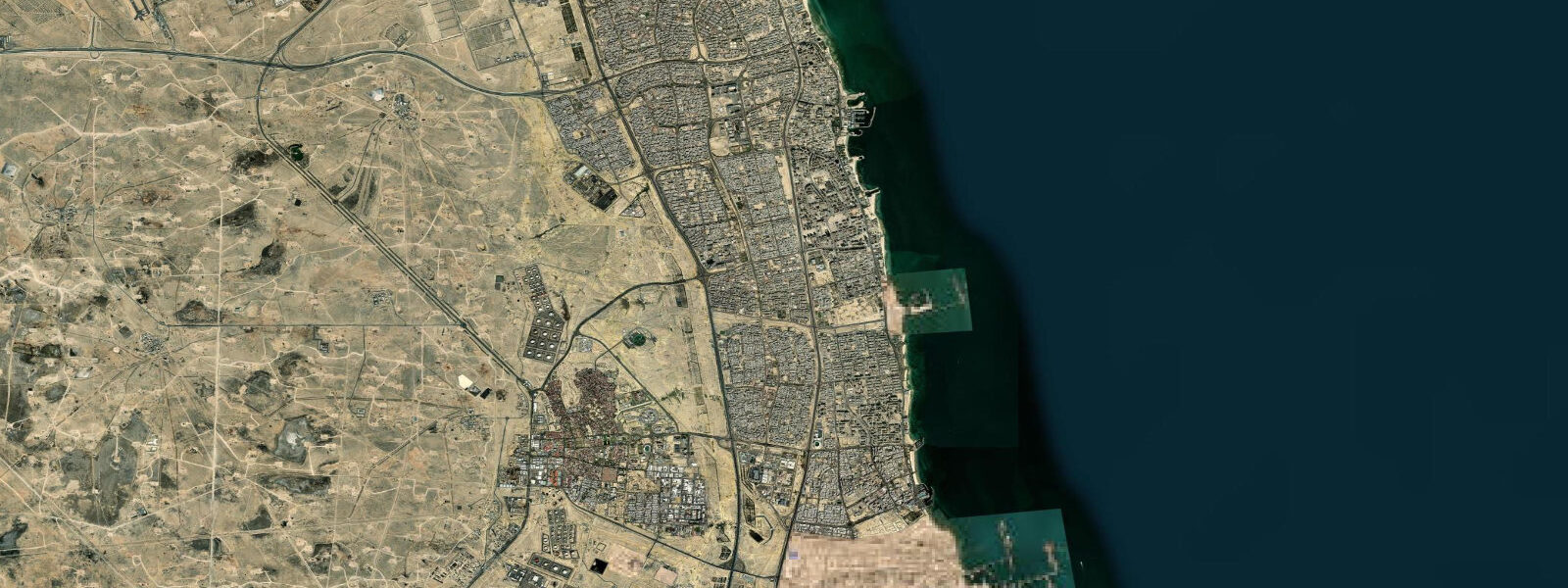 Satellite view of the coast near Al Ahmadi