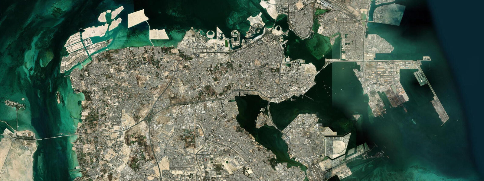 Satellite view of the coast near Al Muharraq