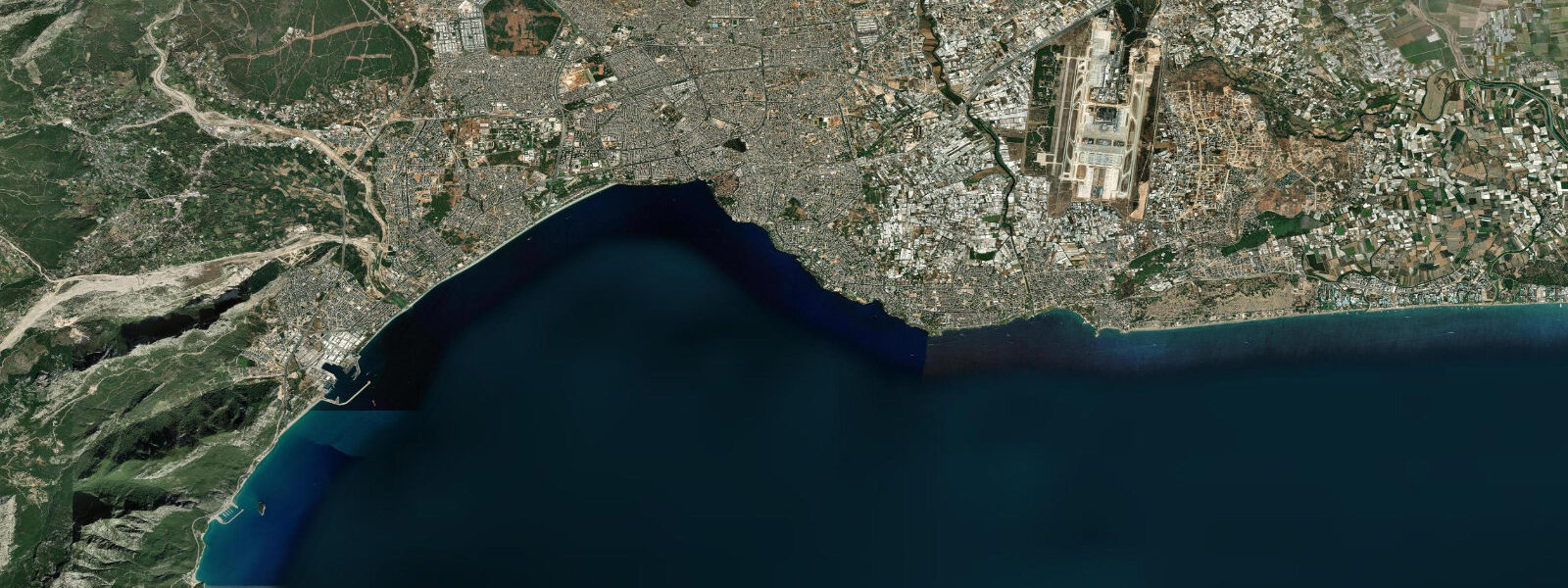 Satellite view of the coast near Antalya