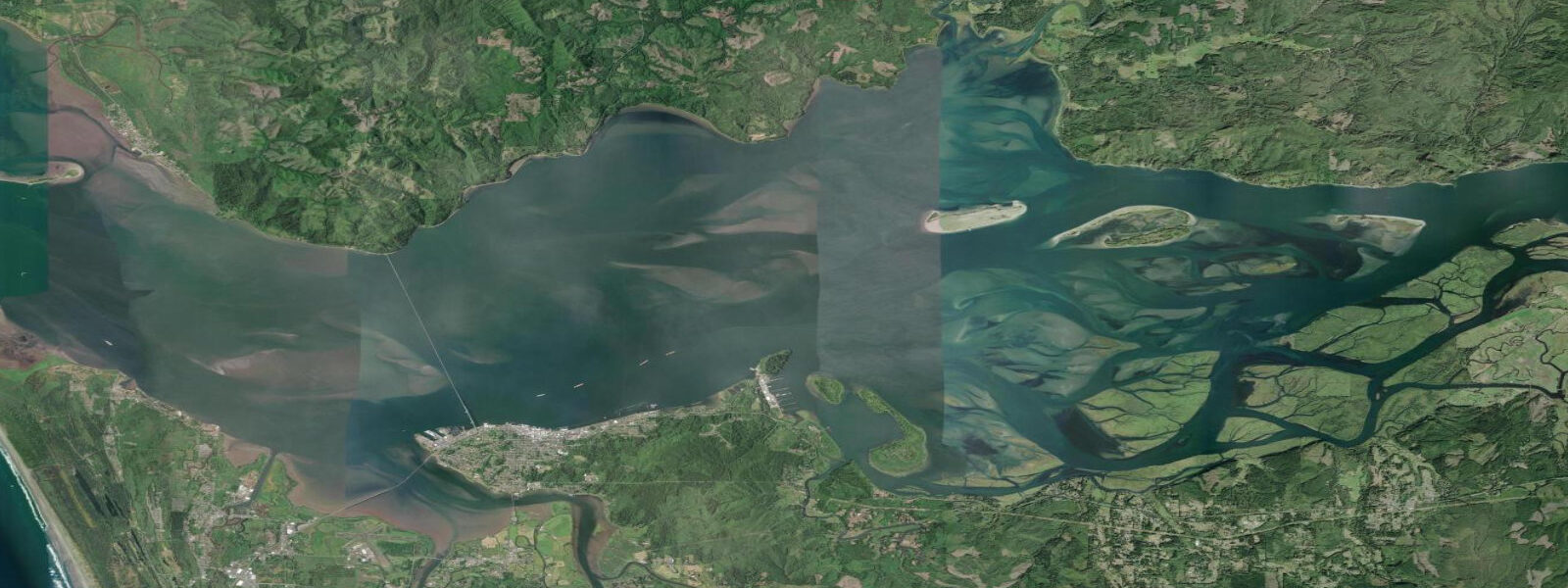 Satellite view of the coast near Astoria (Columbia River), OR