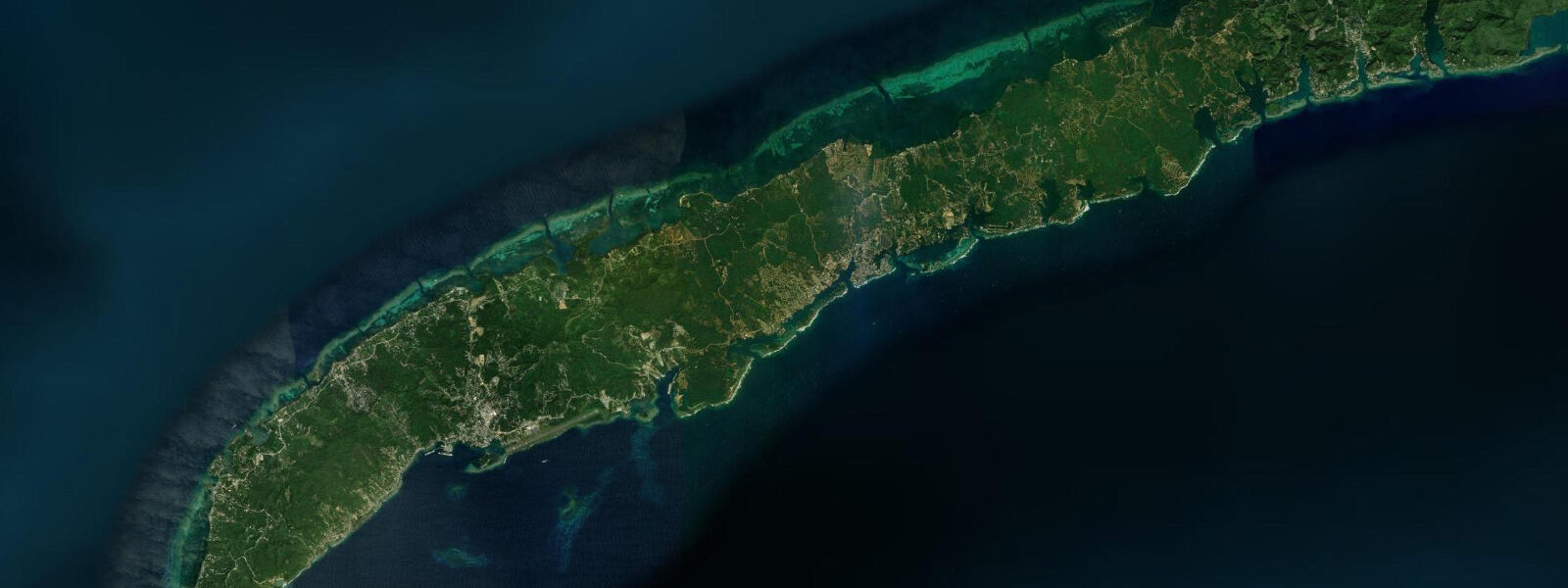 Satellite view of the coast near Coxen Hole, Roatan
