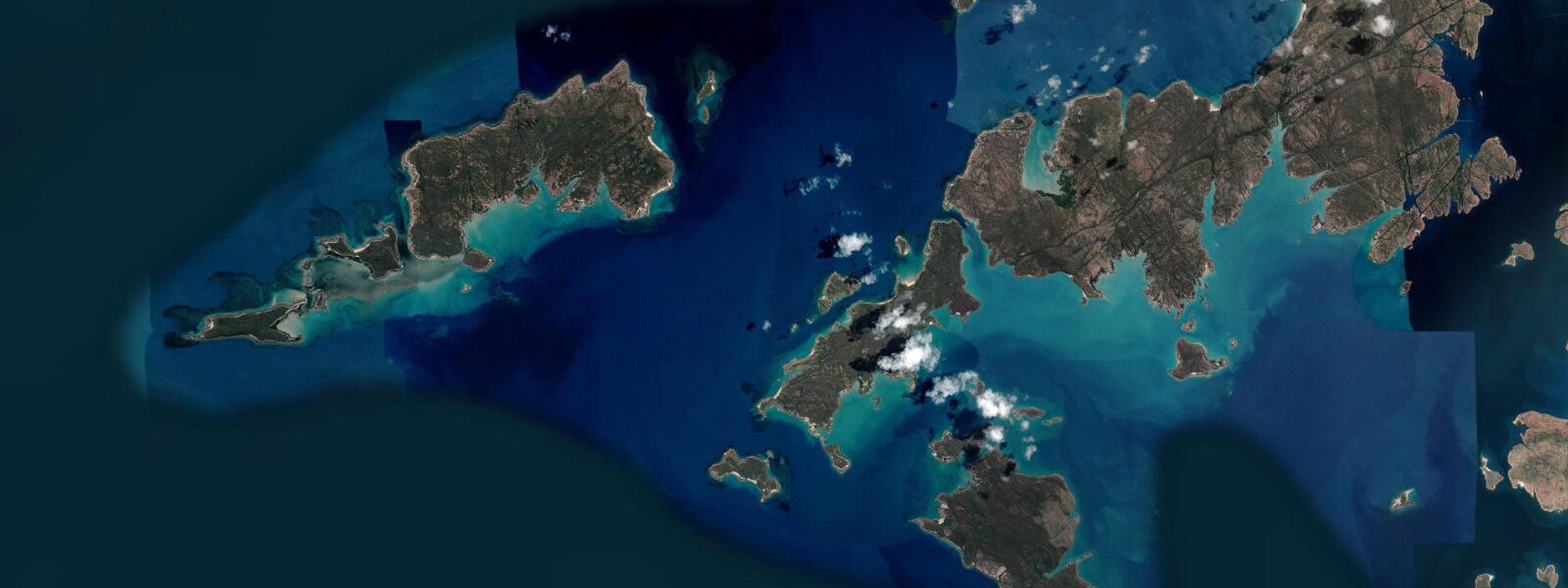 Satellite view of the coast near Degerando Island