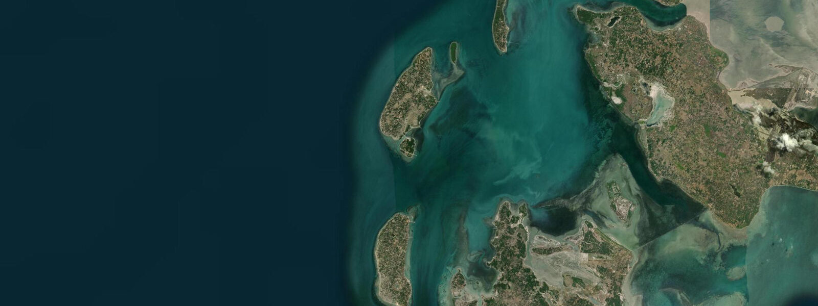 Satellite view of the coast near Delft Island