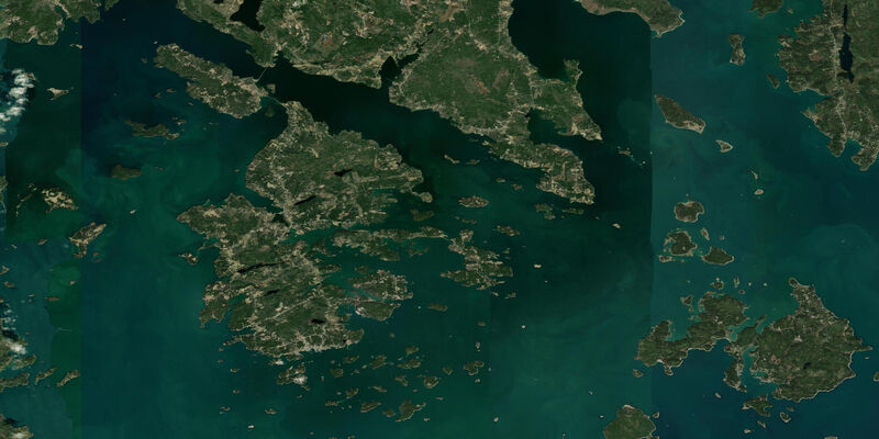 Satellite view of the coast near Devils Head