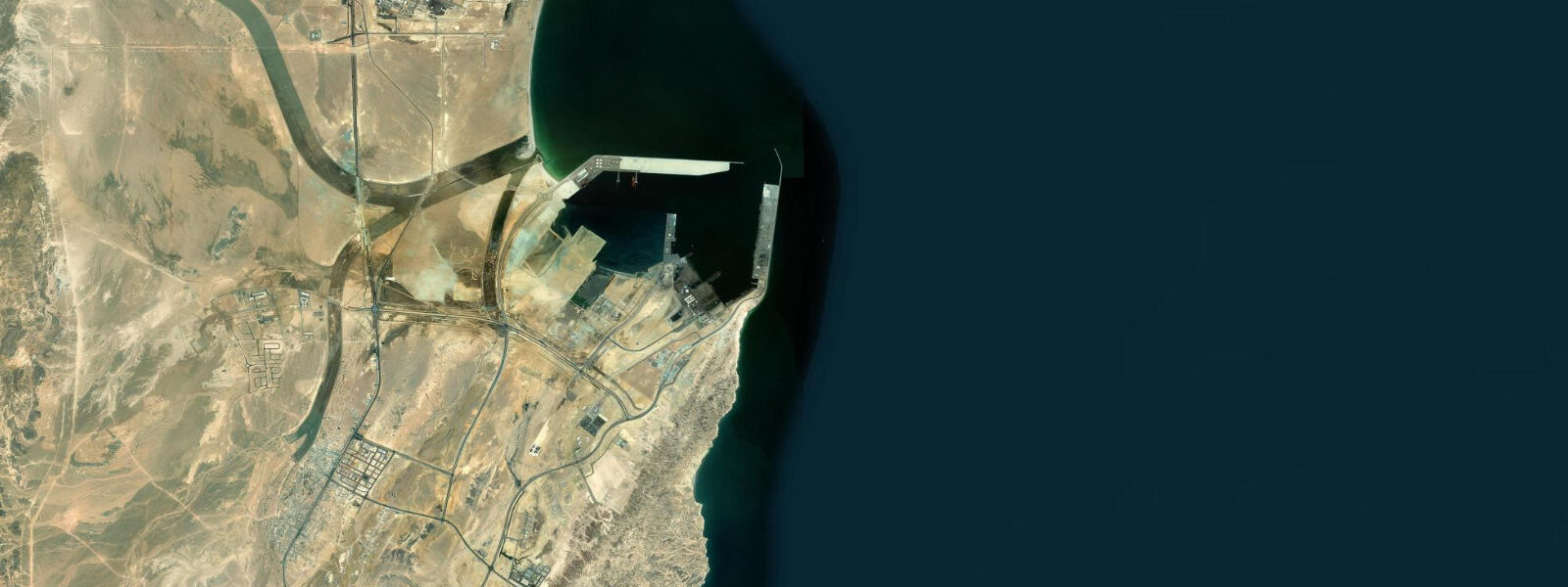 Satellite view of the coast near Duqm