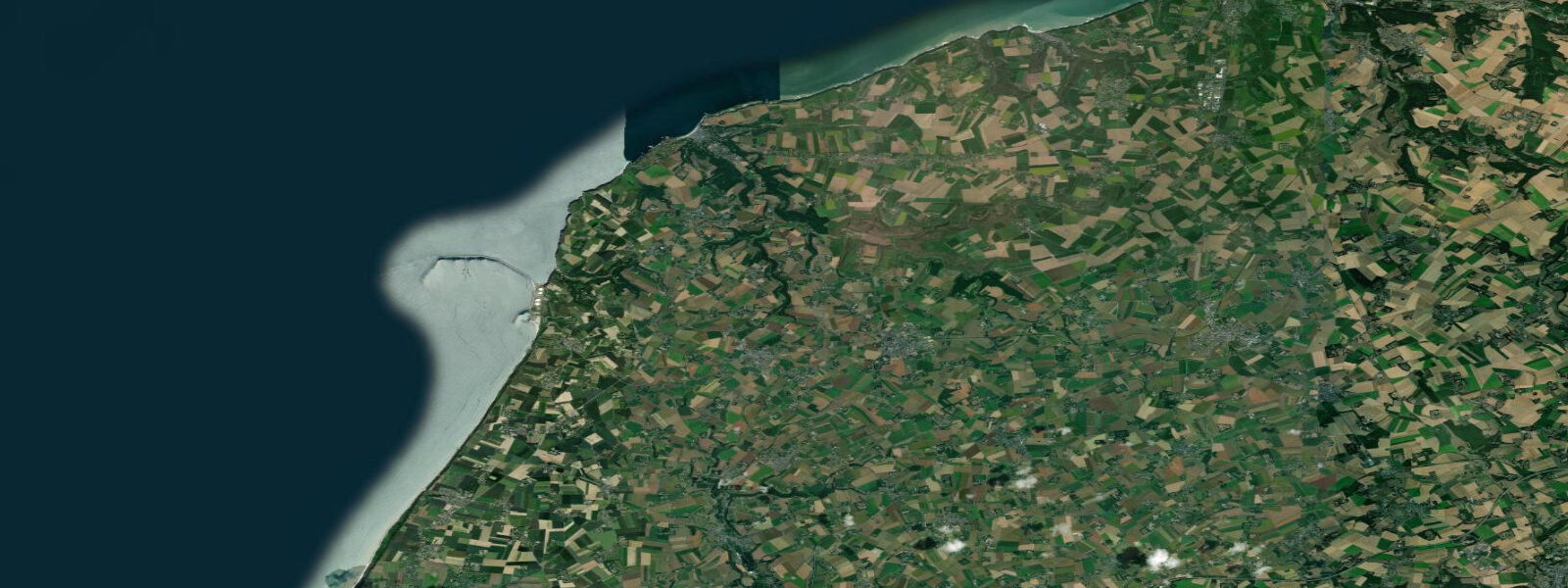 Satellite view of the coast near Étretat