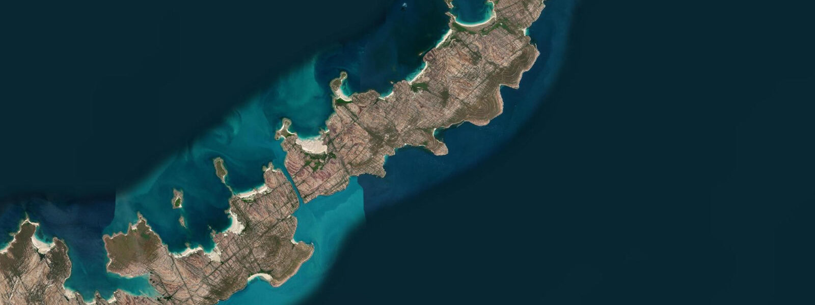 Satellite view of the coast near Guluwuru Island