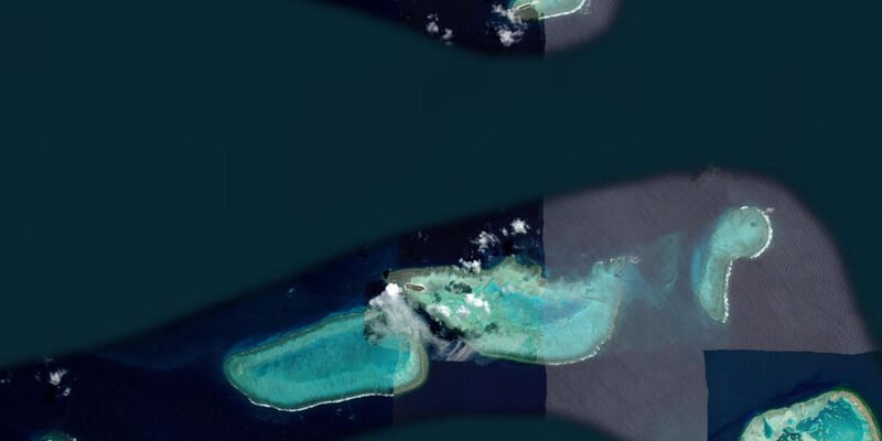 Satellite view of the coast near Heron Island
