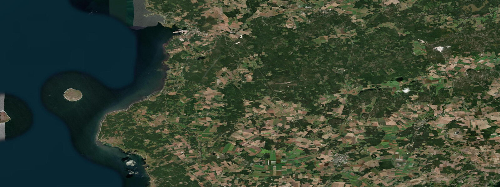 Satellite view of the coast near Klintehamn