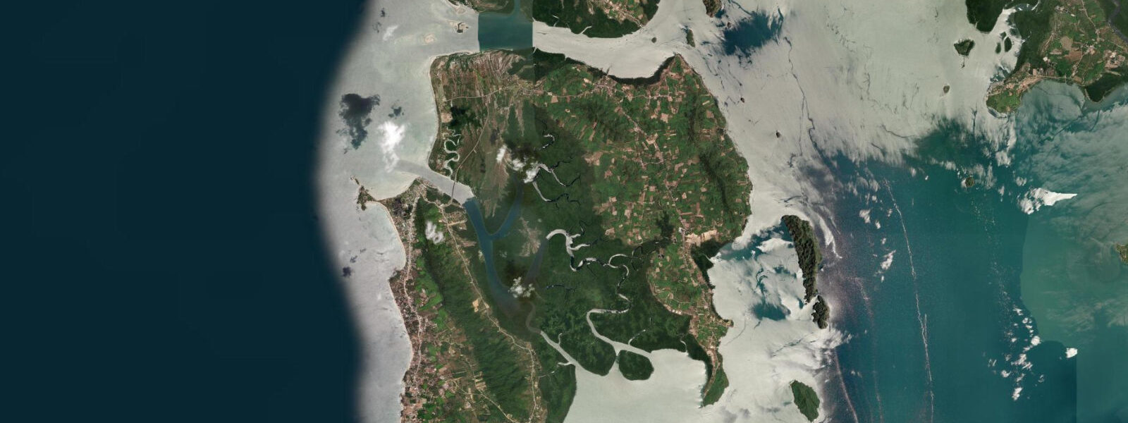 Satellite view of the coast near Koh Lanta
