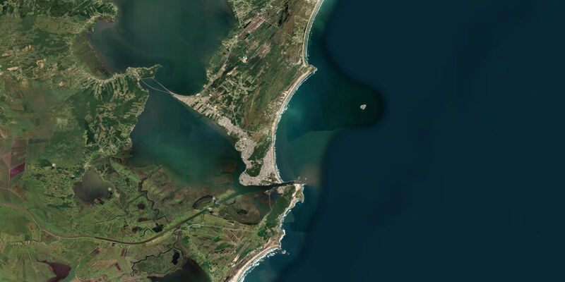 Satellite view of the coast near Laguna