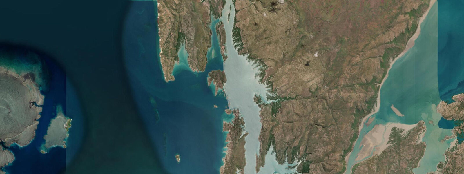 Satellite view of the coast near Lizard Island