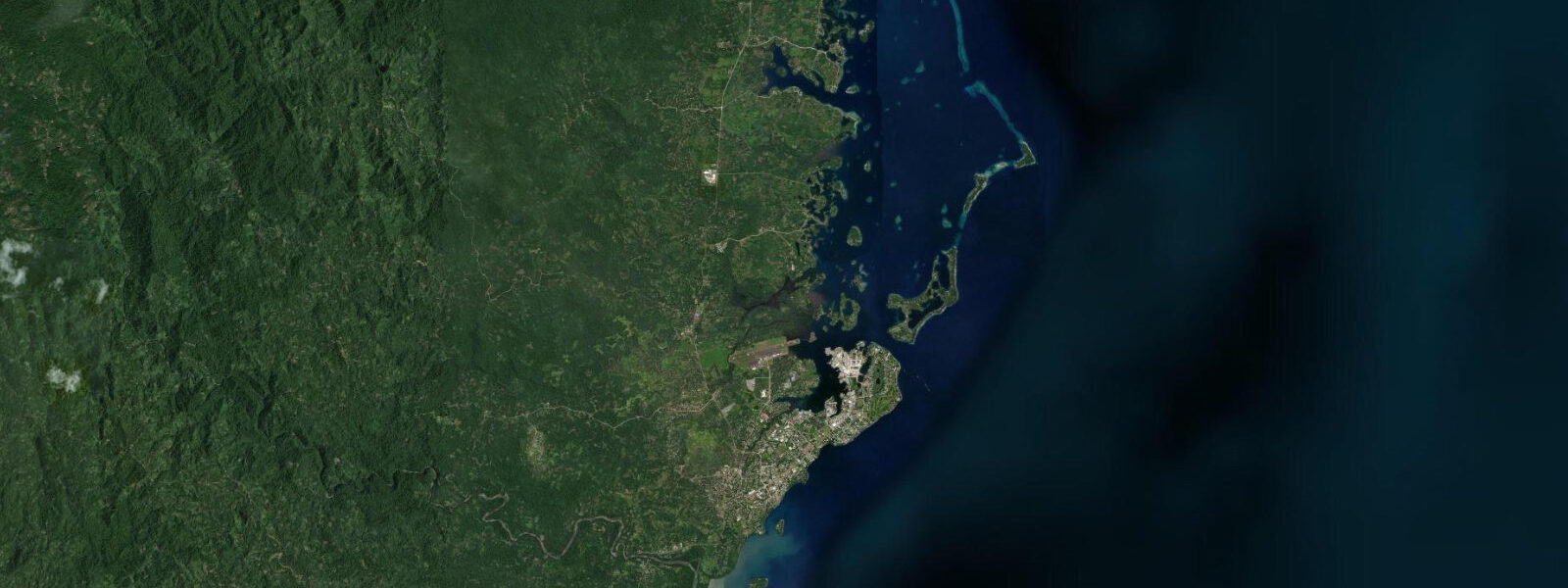 Satellite view of the coast near Madang