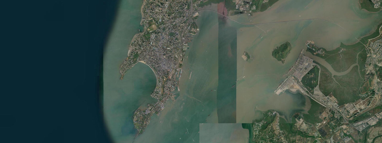 Satellite view of the coast near Mumbai (Apollo Bunder), Maharashtra