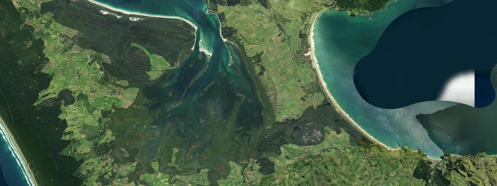 Satellite view of the coast near Omaia Island