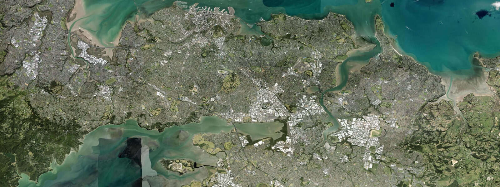 Satellite view of the coast near Onehunga
