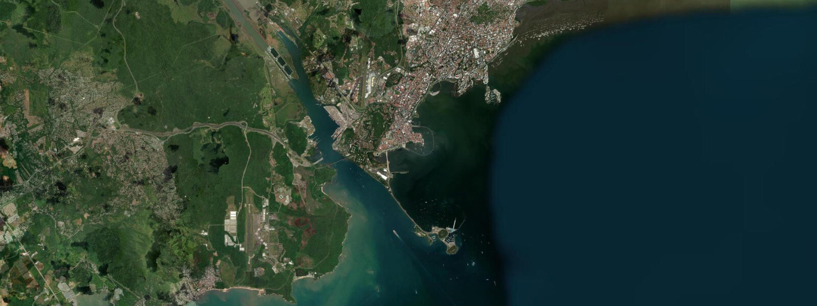 Satellite view of the coast near Panama City (Pacific)