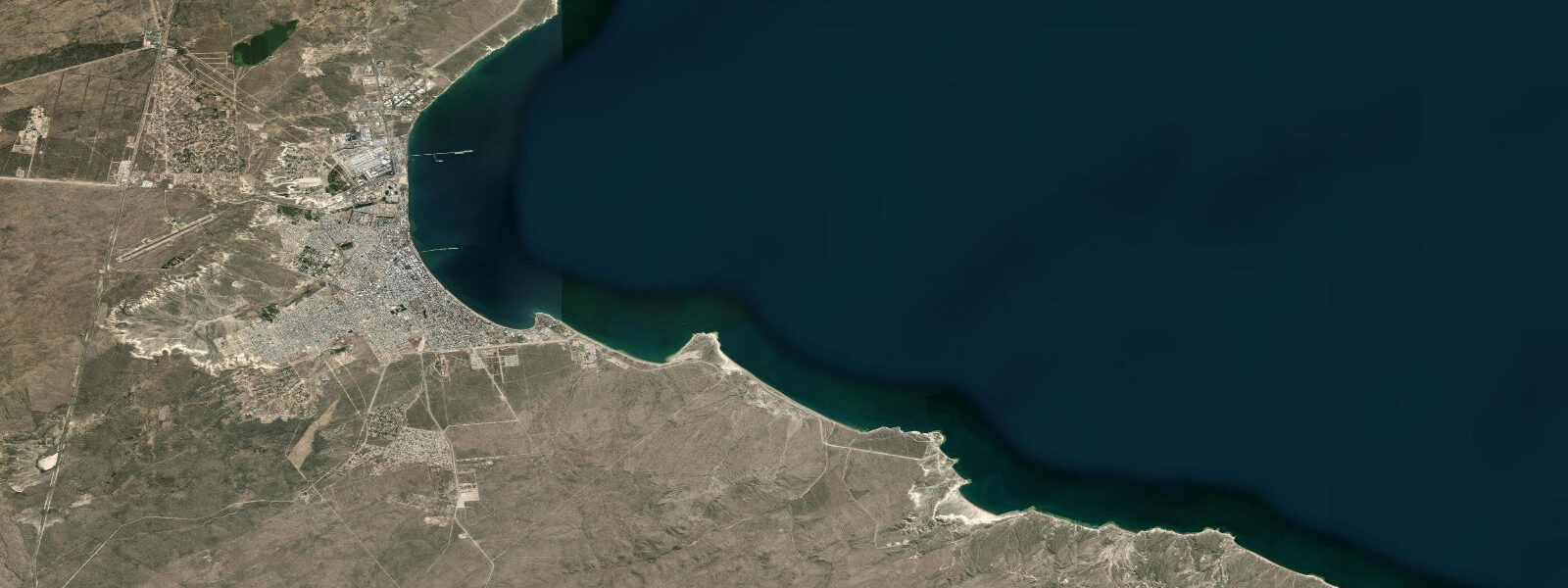 Satellite view of the coast near Puerto Madryn