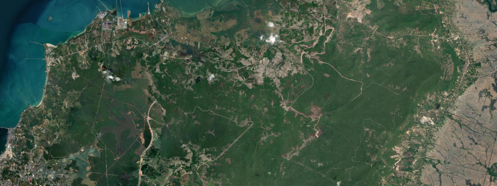 Satellite view of the coast near Ream National Park