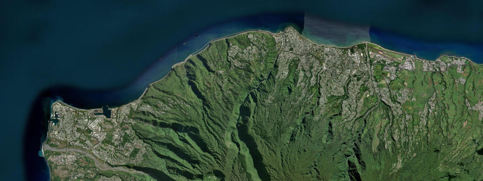 Satellite view of the coast near Saint-Denis