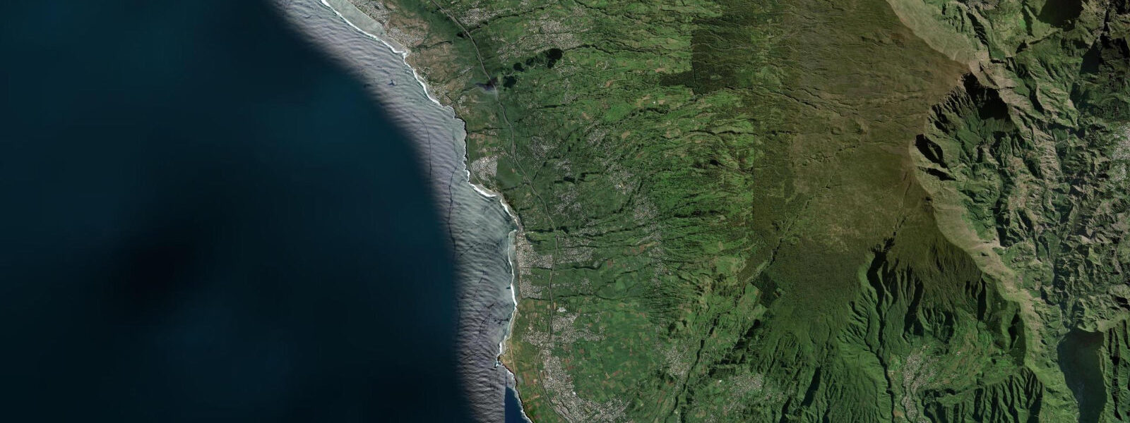 Satellite view of the coast near Saint-Leu