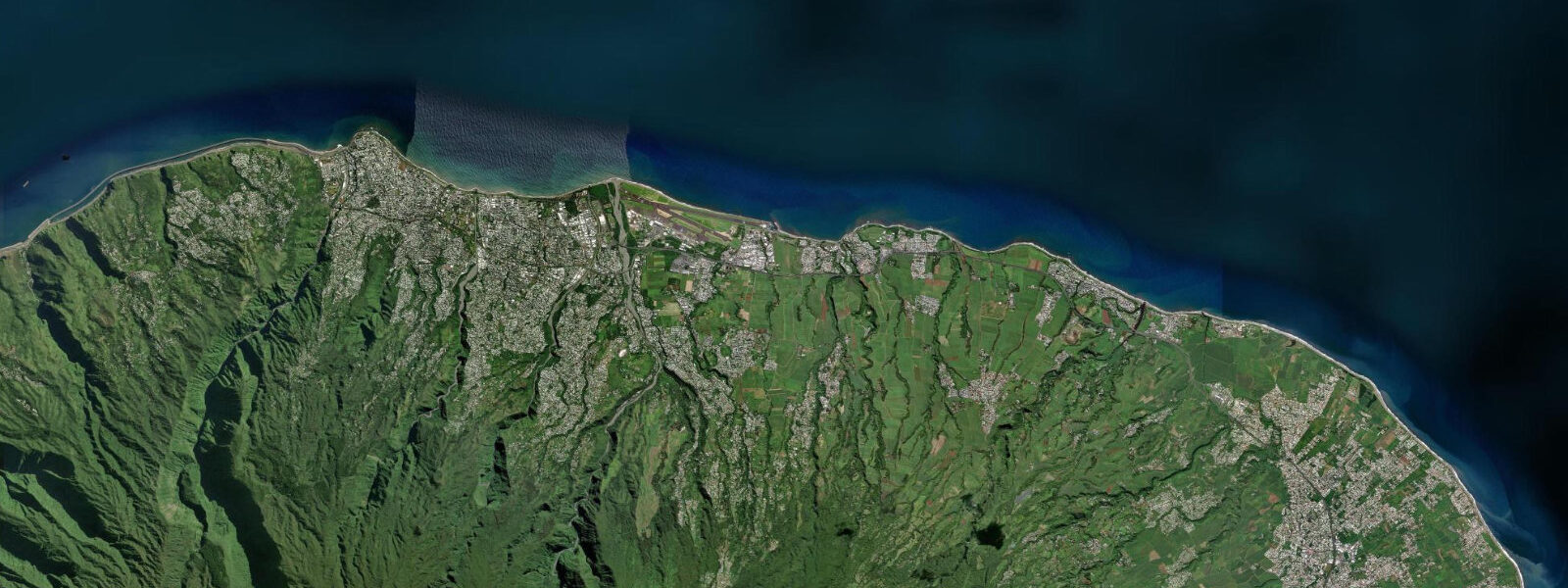 Satellite view of the coast near Sainte-Suzanne