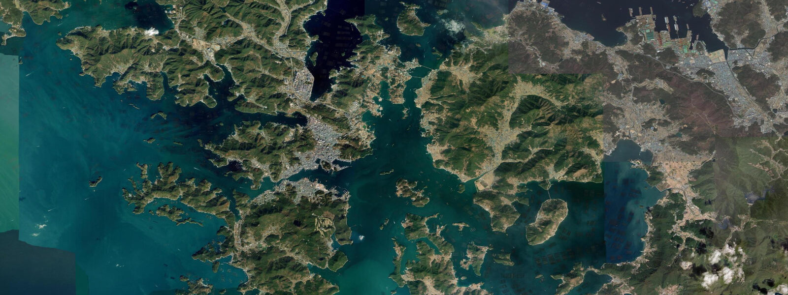 Satellite view of the coast near Tongyeong