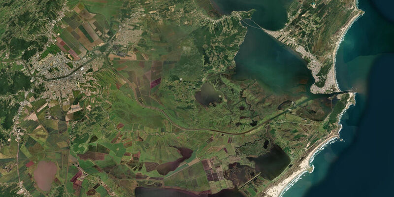 Satellite view of the coast near Tubarao