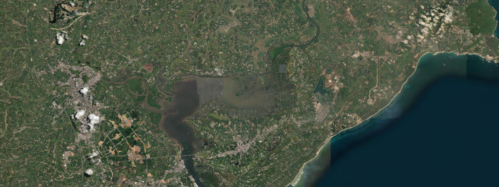 Satellite view of the coast near Wenchang